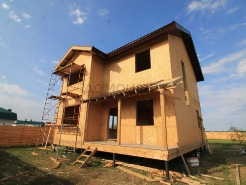 Строительство дома из СИП панелей базальт
